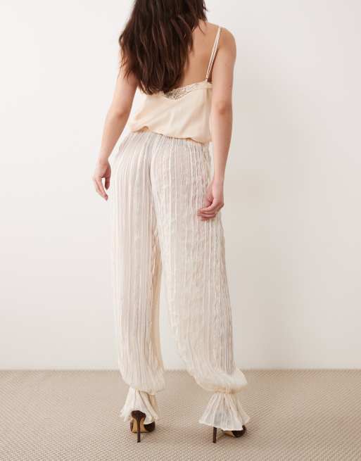ASOS Luxe – Kremowe spodnie alladynki w stylu boho z falbankami i ściągaczami, 4 z 5