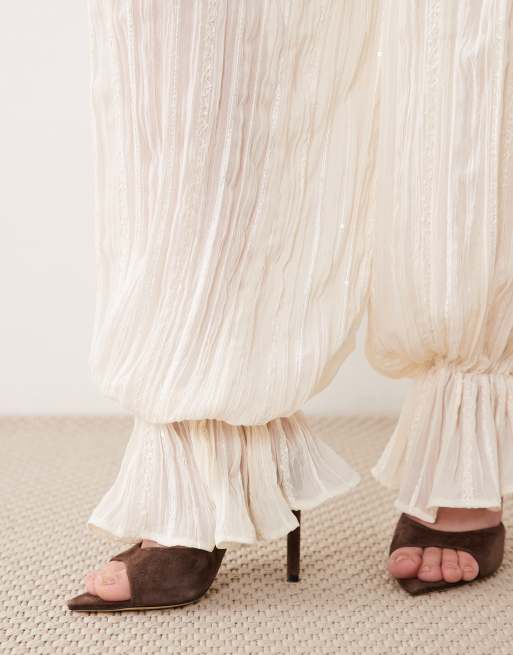 ASOS Luxe – Kremowe spodnie alladynki w stylu boho z falbankami i ściągaczami, 5 z 5