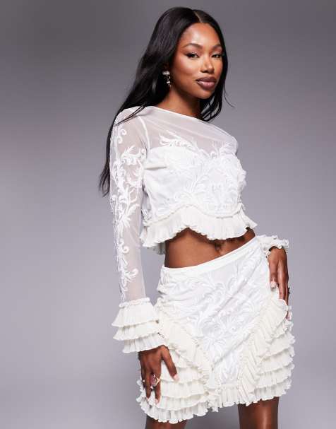 ASOS LUXE – Langärmliges Oberteil in Creme mit Stickerei und Rüschendesign, Kombiteil - view 1