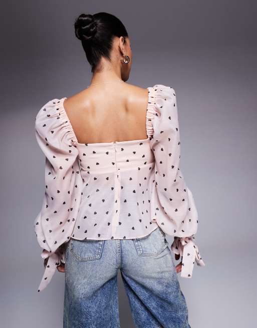 ASOS Luxe - Lyserød top med overdrevne blouson-ærmer og hjerteprint i babydoll-stil, 4 af 4