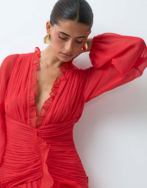 ASOS LUXE Maxikleid mit Raffungen, langen Ärmeln und Wasserfall-Detail in Rot, 5 von 5