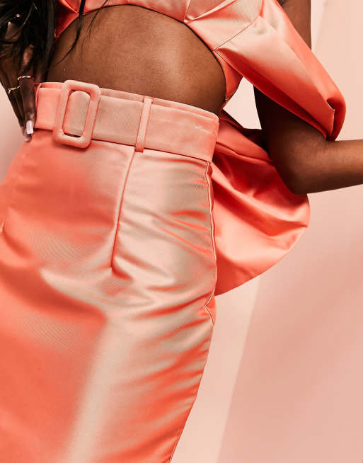 ASOS LUXE – Midi-Bleistiftrock aus Satin in Koralle, Kombiteil, 2 von 4