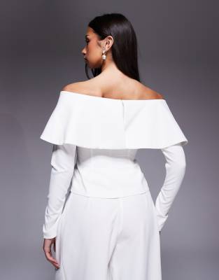 Diamond-Studded Open-Shoulder Blazer For Stylish Waist Definition
