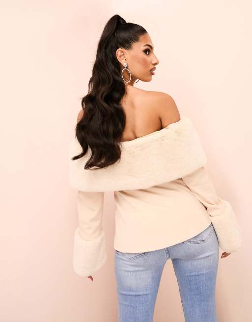 Off shoulder fur discount top