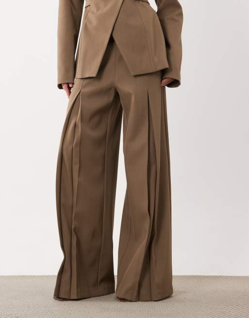 ASOS LUXE - pantalón ancho de traje de conjunto en caqui, 2 de 5
