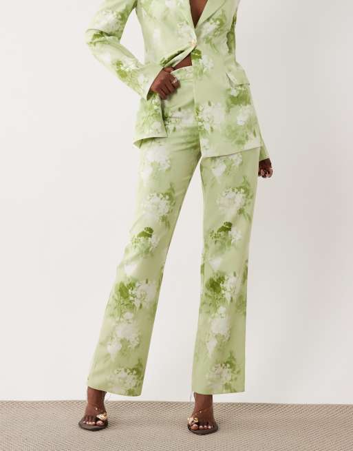 ASOS LUXE - Pantalon de tailleur ajusté d'ensemble à imprimé fleuri flouté - Vert clair, 2 de 5