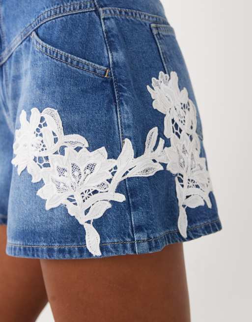 ASOS LUXE - Pantaloncini in pizzo blu con applique, 5 di 5
