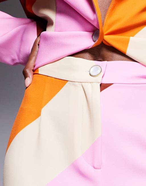 ASOS LUXE - Pantaloni da abito sartoriali rosa con stampa a righe in coordinato, 5 di 5