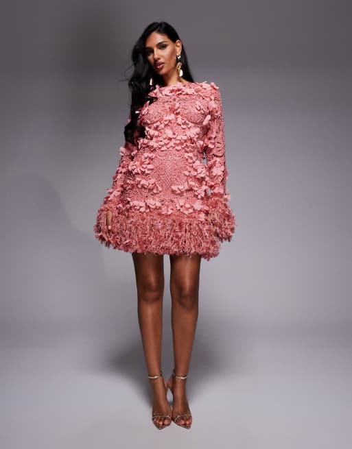 ASOS LUXE - Pink minikjole med 3D-blomsterdetaljer og udsmykning i imiterede fjer, 2 af 4