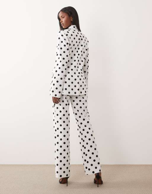 ASOS LUXE – Prickiga, figursydda kostymbyxor, del av set, 2 av 5