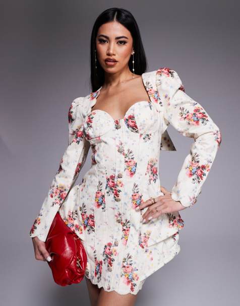 ASOS LUXE - Robe courte en denim structurée avec bords festonnés, nœud dans le dos et motif petites fleurs - view 1