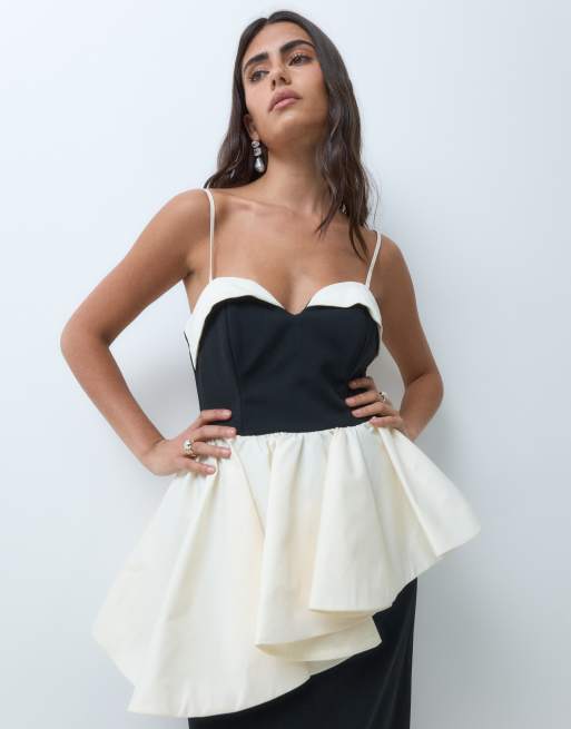 ASOS LUXE robe longue structurée bicolore avec détail péplum, 3 de 5