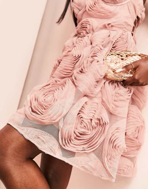ASOS LUXE – Rosa mini-skaterklänning med bandeau-ringning, korsett och 3D-blommor, 2 av 4