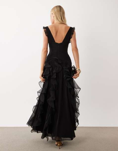 black graduation dresses Matte gown set - graduation gown - Academic dress - Matte graduation gown and cap An ideal choice for graduates who appreciate classic style with modern simplicity. Black Graduation Dresses | Aritzia