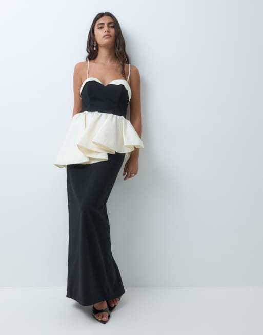 ASOS LUXE struktureret maxikjole med kontrast og peplum-detalje i sort og hvid, 2 af 5