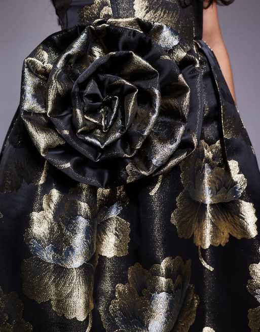 ASOS LUXE – Svart, guldfärgad, jacquardvävd maxiklänning med 3D-blomma, 3 av 4