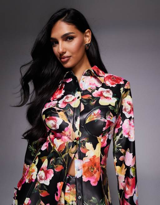 ASOS LUXE – Tailliertes Hemd aus PU mit Blumenprint, Kombiteil, 2 von 4