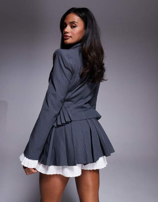 ASOS LUXE tailored flippy short with pleated poplin trim in gray pinstripe - part of a set, 5 of 5