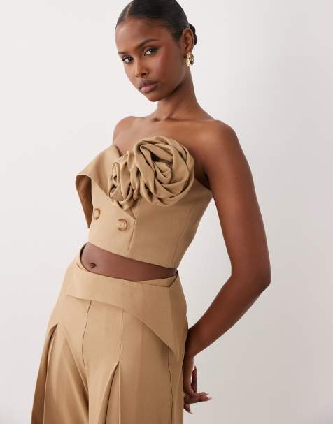 ASOS LUXE - Top d'ensemble ajusté à détail fleur - Taupe - view 1