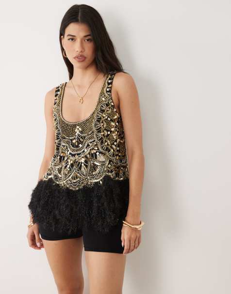 ASOS LUXE top z dekoltem w kształcie litery U ze zdobionym dołem w kolorze czarno-złotym - view 1