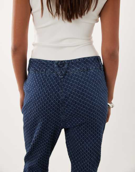 ASOS LUXE - vaqueros pitillo de denim piqué azules con trabilla en forma de corazón, 4 de 5