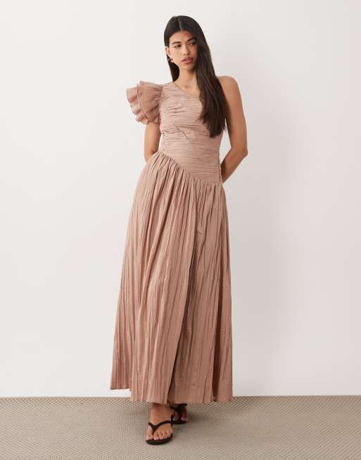 ASOS LUXE - Vestito lungo monospalla color moka con corpino a pieghe