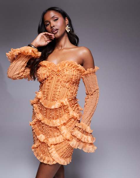 ASOS Luxe – Zdobiona kryształkami pomarańczowa sukienka mini z odsłoniętymi ramionami i muszelkowym dołem - view 1