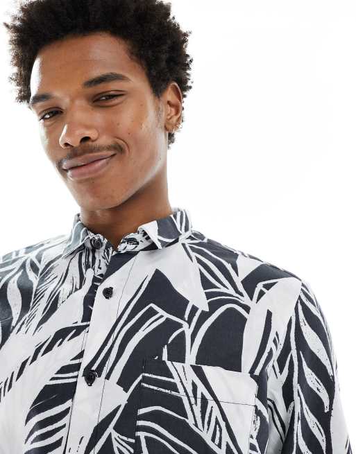 ASOS MADE IN KENYA – Palmmönstrad skjorta med långa ärmar, 2 av 4
