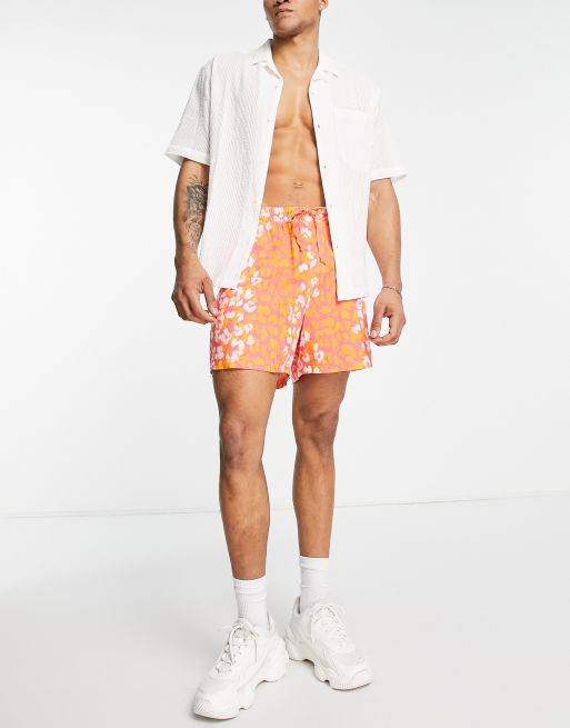 ASOS Made In Kenya - Shorts med dyreprint i firkantet pasform, 3 af 4