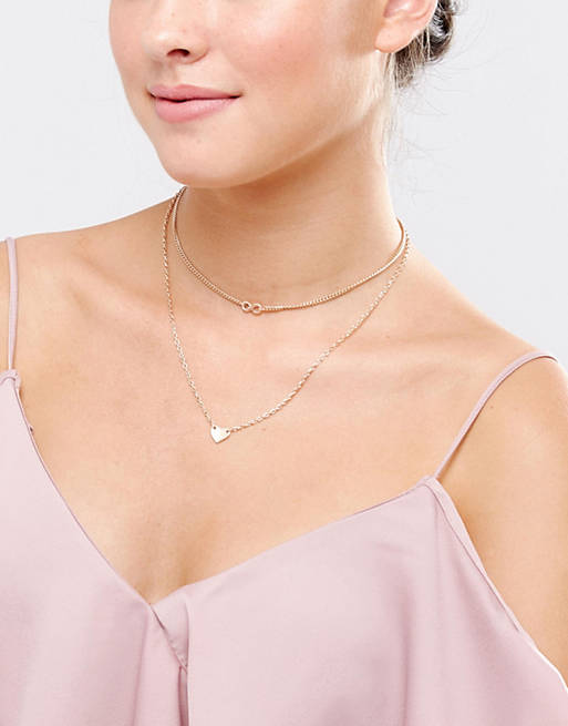 ASOS – Mehrreihige kurze Halskette mit Herzdesign