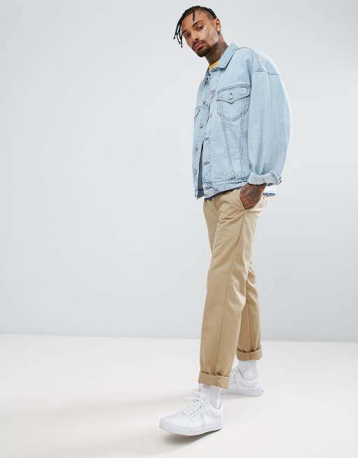 Light blue denim jacket hotsell mens outfit