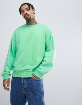 oversized green sweatshirt