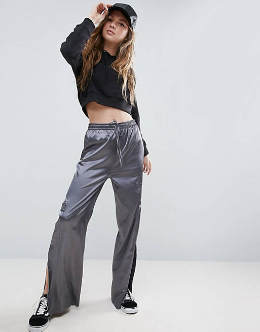 ASOS Premium - Pantalon de jogging large en satin avec fente sur les côtés