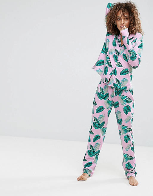 ASOS - Pyjama chemise et pantalon à imprimé palmiers - Rose