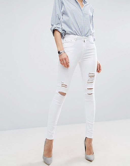 ASOS – Ridley – Weiße Skinny-Jeans im Used-Look mit hohem Bund
