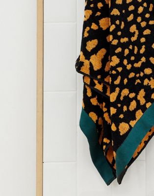 leopard print bath towels