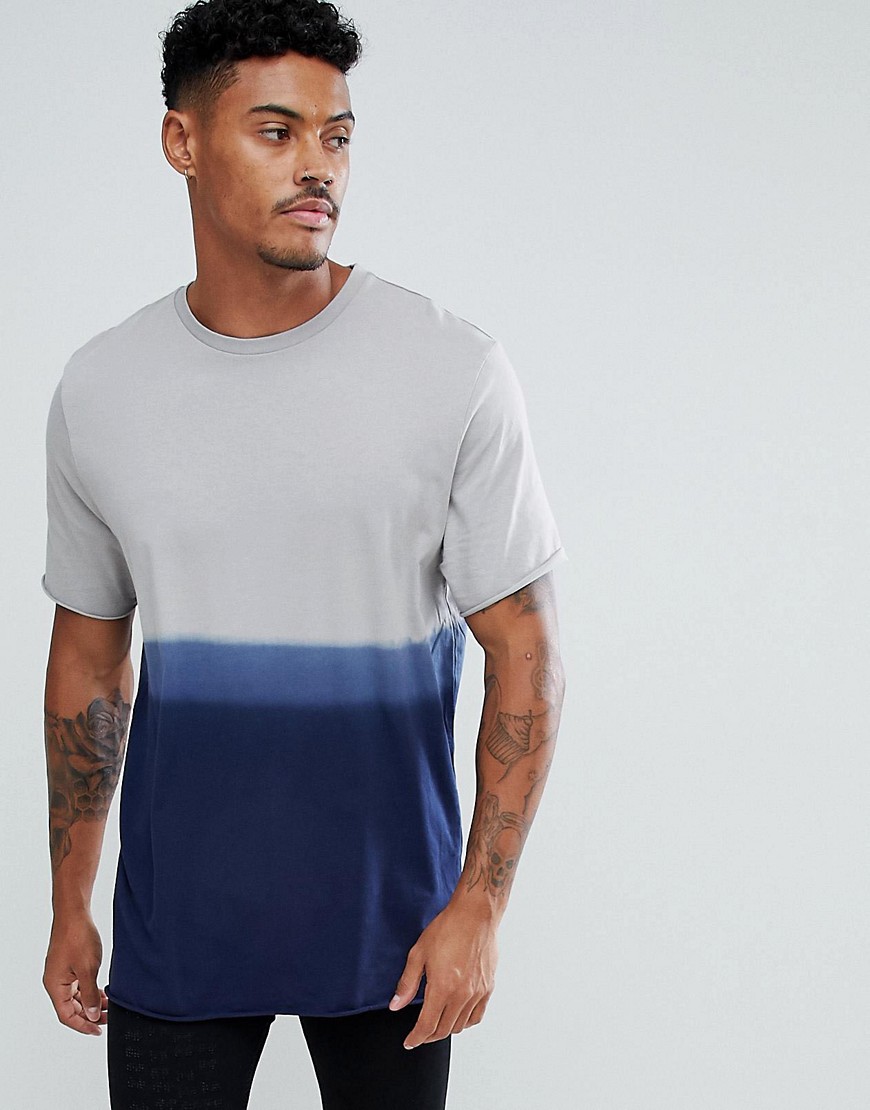 ASOS – T-shirt i longline-modell med grunge-tvätt och råkant-Grå
