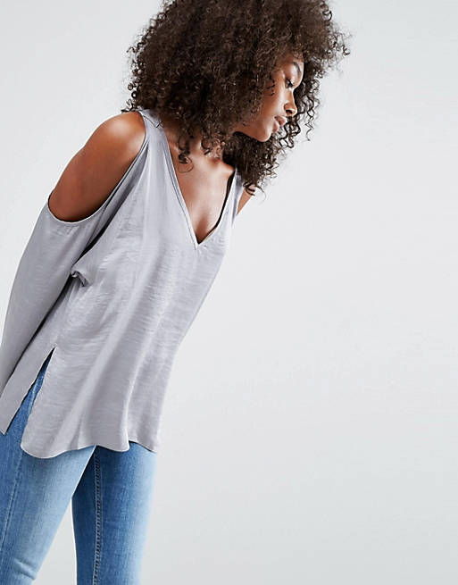ASOS - T-shirt oversize en satin à épaules nues