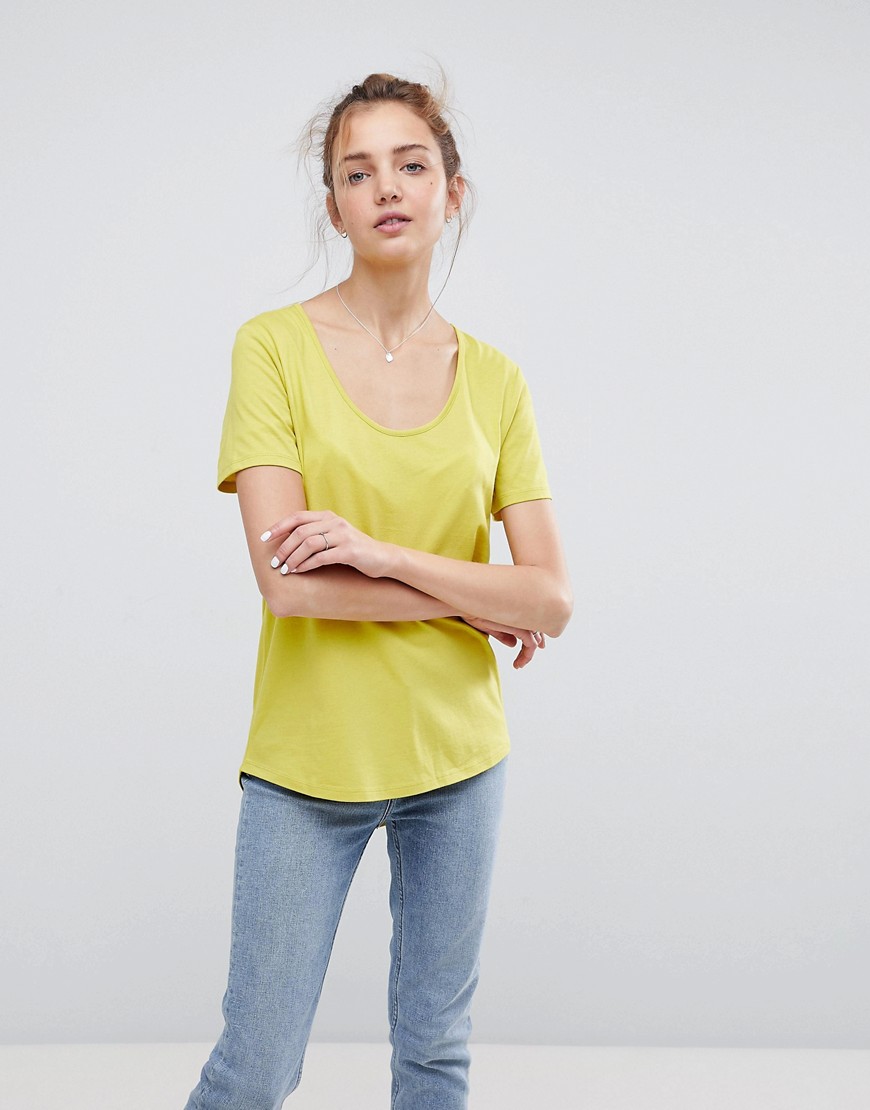 Asos Design Asos T-shirt With Scoop Neck And Curved Hem-yellow