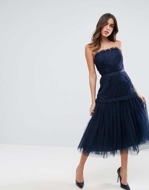 ASOS – Trägerloses Midikleid aus Tüll mit tiefer Taille und Bahnendesign