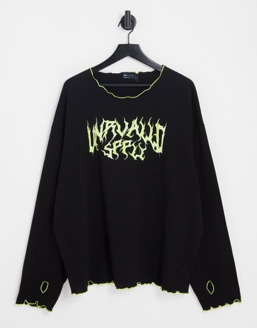 ASOS Unrvlld Spply - Ekstra lang oversized T-shirt i sort med lange ærmer, huller til tommefingrene og grafisk print i sort