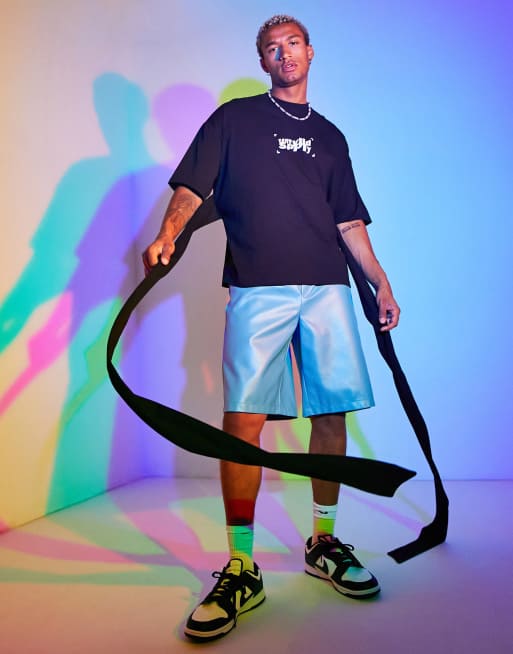ASOS - Unrvlld Spply - Extreem oversized T-shirt met logoprints en gestrikte taille in zwart, 3 van 4