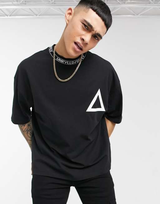 ASOS Unrvlld Spply - Oversized t-shirt med logokrave i sort
