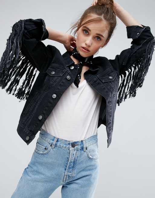 ASOS Veste en jean avec franges au dos Noir d lav ASOS