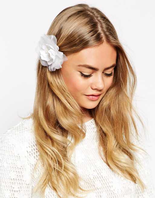 Vintage flower shop hair accessories