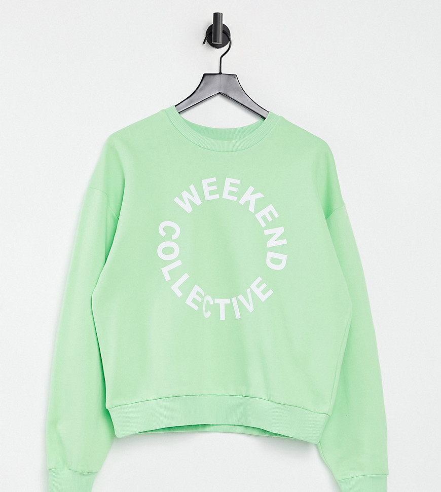 ASOS - Weekend Collective - Combi-set - Oversized sweatshirt met logo in felgroen