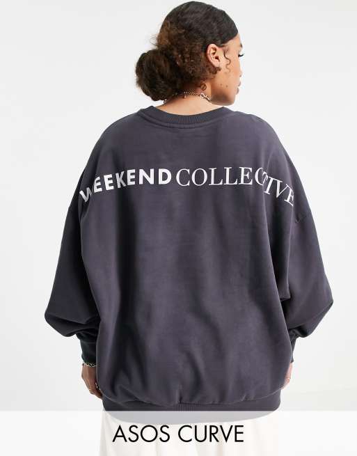 ASOS Weekend Collective Curve - Oversized sweatshirt met logo in leigrijs