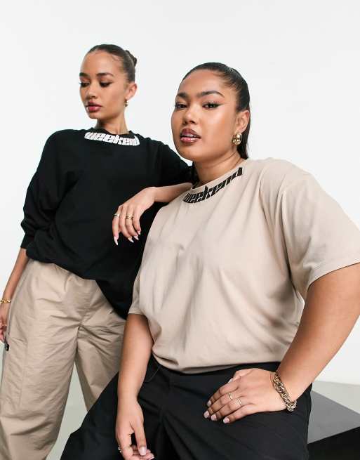 ASOS Weekend Collective Curve - Oversized T-shirt met kraag met logo in neutraal