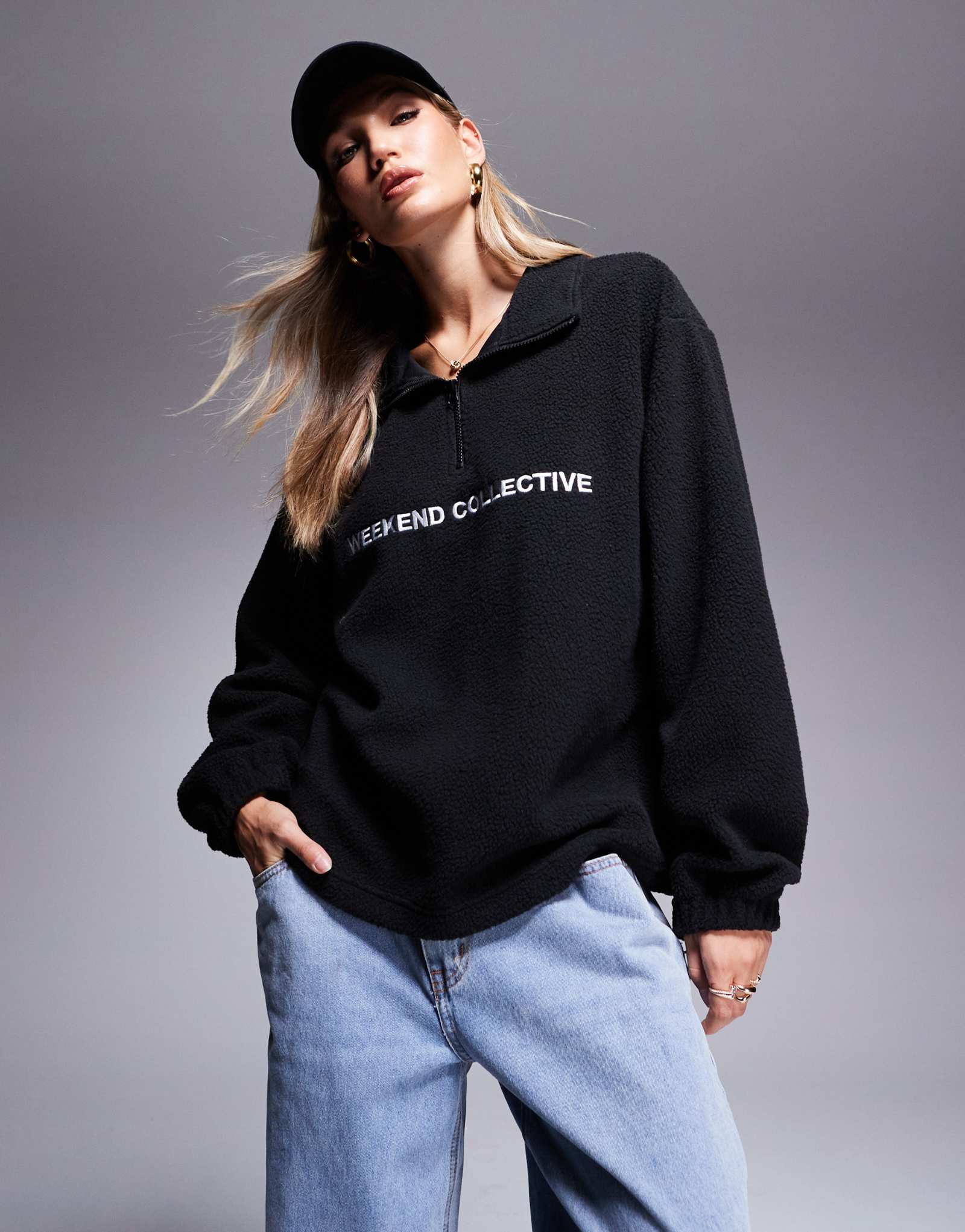 ASOS Weekend Collective из флиса borg на молнии с логотипом черного цвета