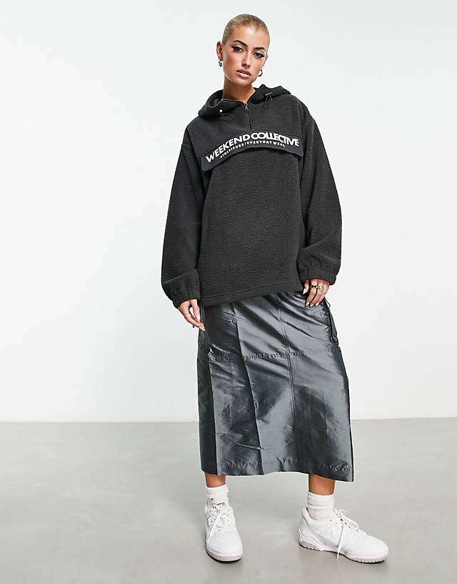 ASOS WEEKEND COLLECTIVE - half zip hoodie fleece with nylon pocket in slate